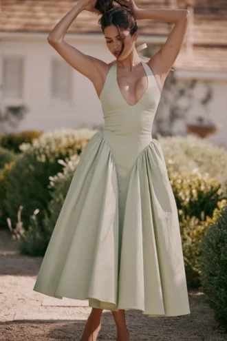 Abito estivo halter in cotone color pistacchio “Marilyn”