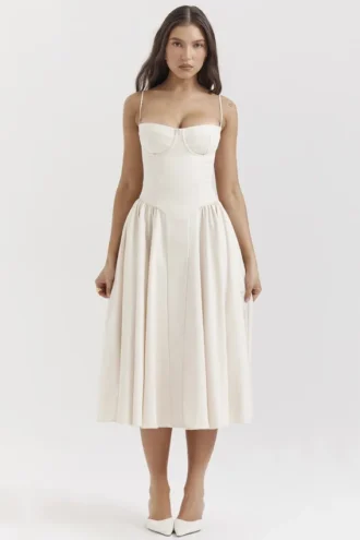Abito estivo vintage color crema con corsetto Samaria
