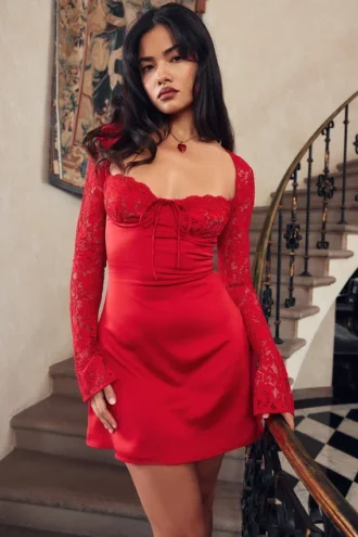 Abito Jennica in raso rosso rosa e pizzo