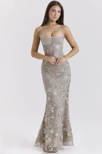 Abito lungo a corsetto con decorazioni in argento e perline Naima