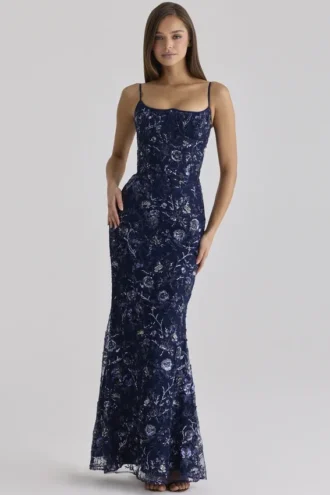 Abito lungo a corsetto Naima Navy con decorazioni ricamate a mano