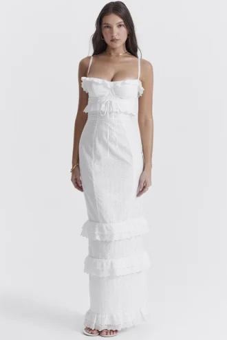 Abito lungo bianco con ricami “Eve”