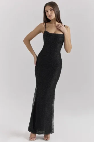Abito lungo “Calla” nero con decorazioni in perle
