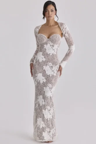 Abito lungo in pizzo ricamato color avorio Lucienne – Edizione limitata