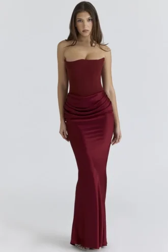 Abito lungo senza spalline con corsetto Persephone Wine