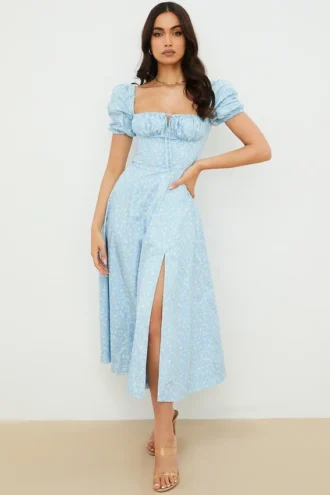 Abito midi con maniche a sbuffo e stampa floreale blu e avorio Tallulah
