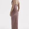 Abito midi in velluto rosa tenue “Azalea”