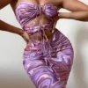 Abito midi Kasia con cut-out e motivo a spirale viola