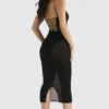 Abito midi nero Amirah con cristalli decorati