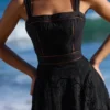Abito midi nero in cotone con ricami broderie anglaise “Ava”