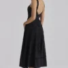 Abito midi nero in cotone con ricami broderie anglaise “Ava”