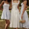 Abito midi Phoebe in cotone bianco con bordi in broderie anglaise