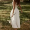 Abito midi Phoebe in cotone bianco con bordi in broderie anglaise
