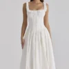 Abito midi Phoebe in cotone bianco con bordi in broderie anglaise