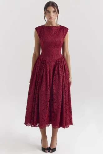 Abito midi senza schienale in pizzo Berry Debutante