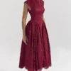 Abito midi senza schienale in pizzo Berry Debutante
