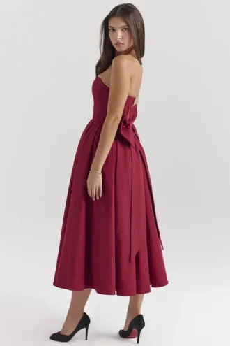 Abito midi senza spalline con fiocco staccabile Pandora Berry