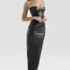 Abito midi senza spalline in pelle vegana nero Juliana