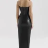 Abito midi senza spalline in pelle vegana nero Juliana