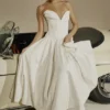 Abito midi senza spalline Lady White