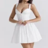 Abito mini a corsetto Brigitte in cotone bianco con ricamo inglese