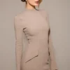 Abito mini a maniche lunghe Mahalia color tortora