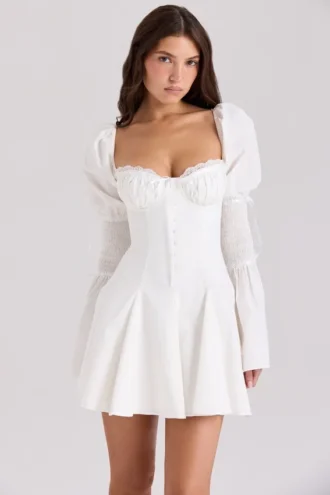 Abito mini bianco in cotone con maniche a tromba Ellerie