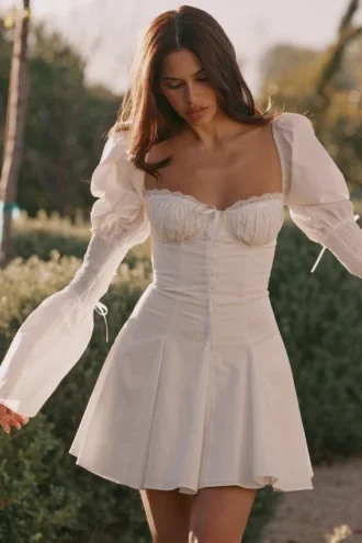 Abito mini bianco in cotone con maniche a tromba Ellerie