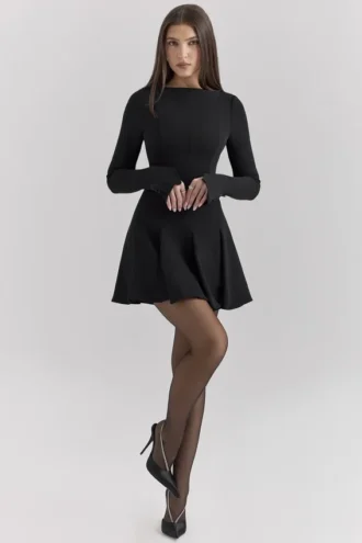 Abito mini con godet in crêpe elasticizzato nero “Francesca”