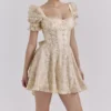 Abito mini con maniche a sbuffo in chiffon con stampa floreale color crema Melita