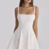Abito mini Isla bianco con pizzo broderie anglaise personalizzato