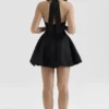 Abito mini nero con scollo all’americana e fiocco “Loulette”