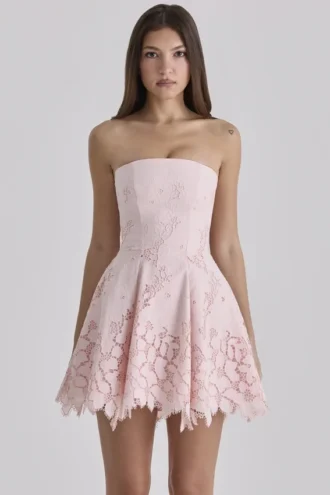 Abito rosa senza spalline con cut-out e ricamo inglese Jemima