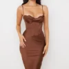 Abito sottoveste a corsetto in raso color cioccolato Myrna