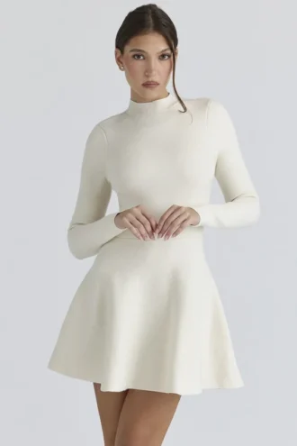 Bonnie Abito skater in lana merino color crema