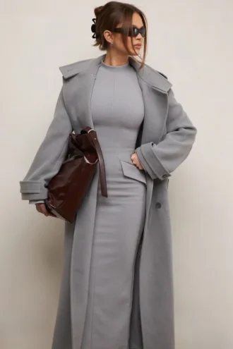 Cappotto grigio Sander a doppio petto con collo a imbuto