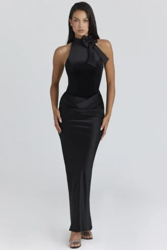 Gonna lunga drappeggiata in raso nero Beau